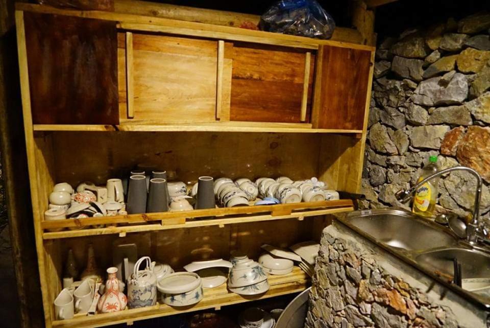 Lo Lo Homestay & Cafe Meo Vac Exteriör bild