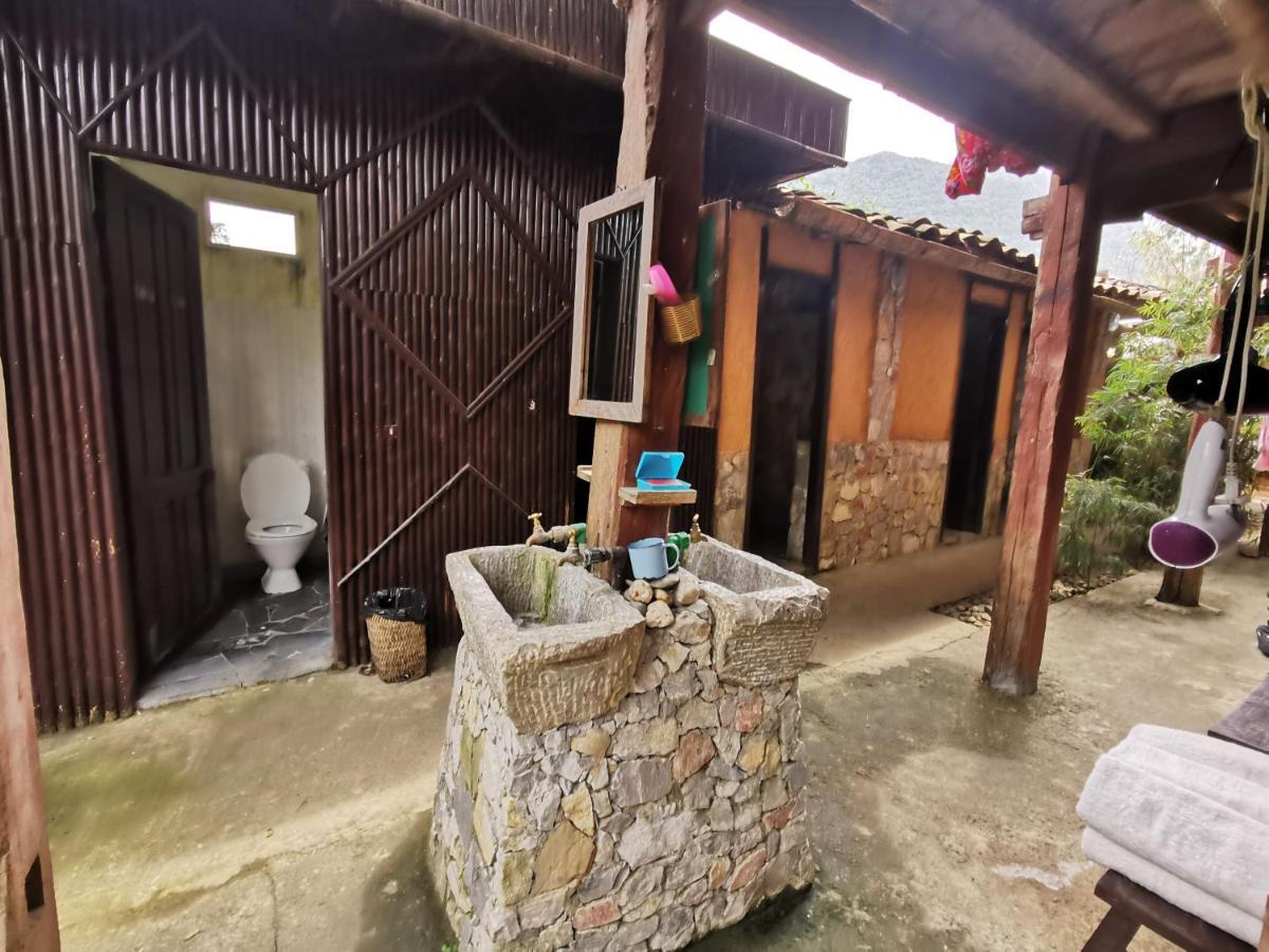 Lo Lo Homestay & Cafe Meo Vac Exteriör bild