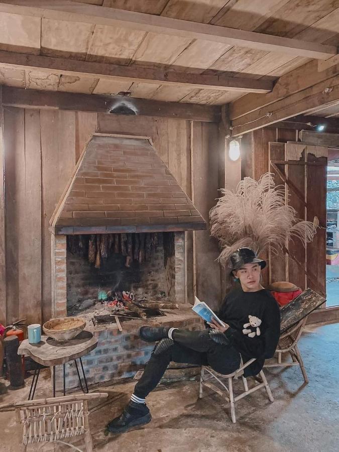 Lo Lo Homestay & Cafe Meo Vac Exteriör bild